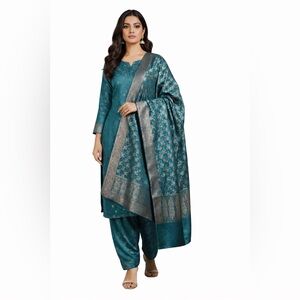 SKameez  100% Silk Teal w/Copper Floral Pattern and Matching Dupatta Med/Lg